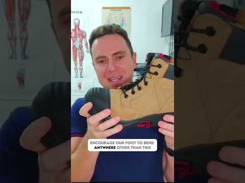 Ultimate Safety Boots Challenge Bend Twist Support with Ease #SafetyBoots #Workwear